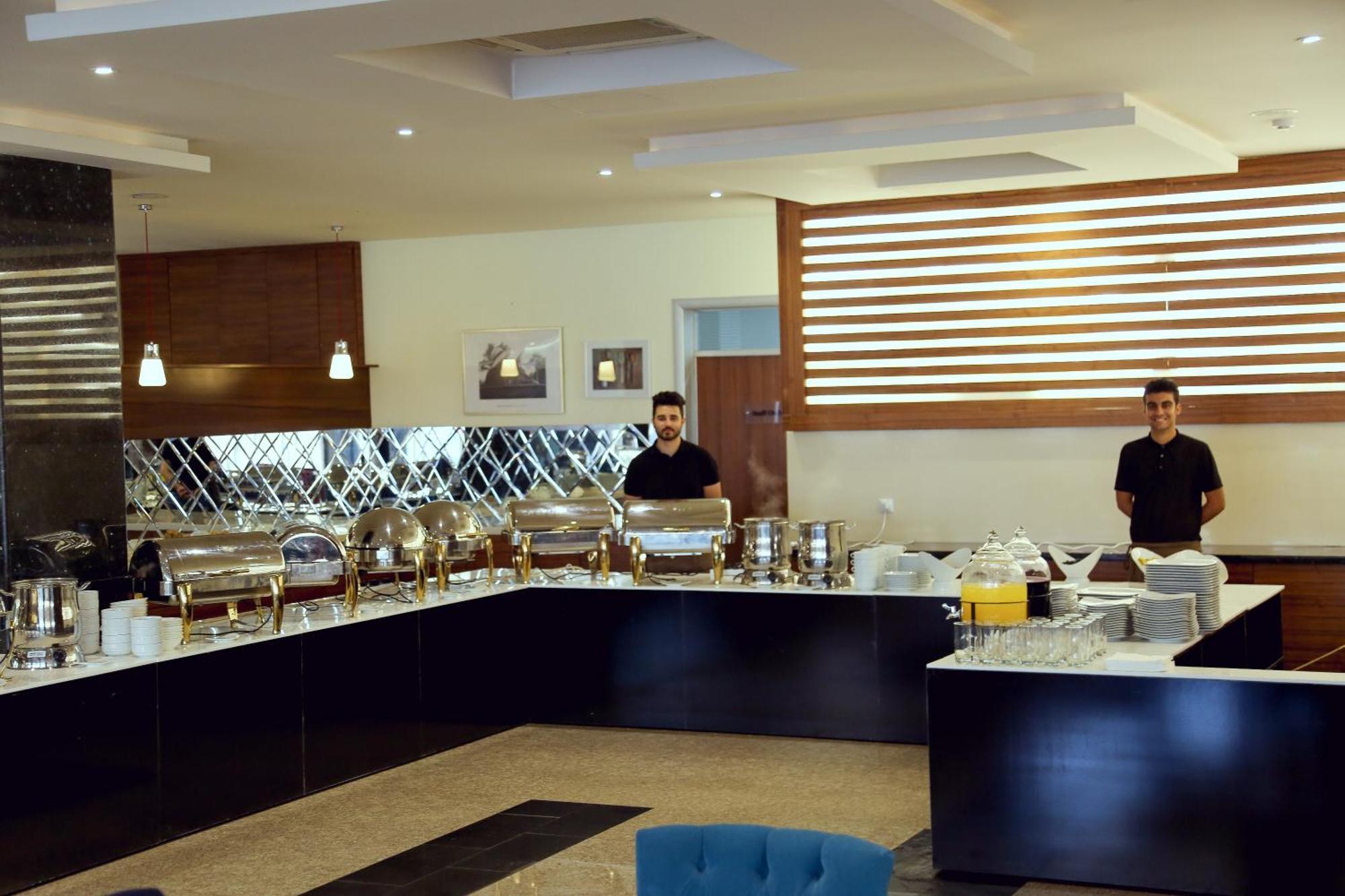 Hotel Halwachy Sulaymaniyah ภายนอก รูปภาพ