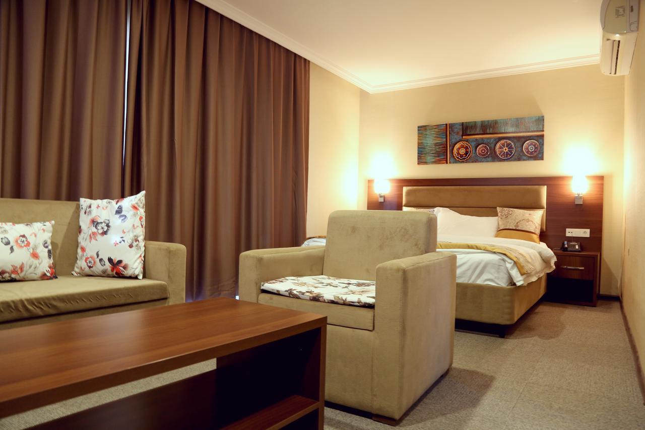 Hotel Halwachy Sulaymaniyah ภายนอก รูปภาพ